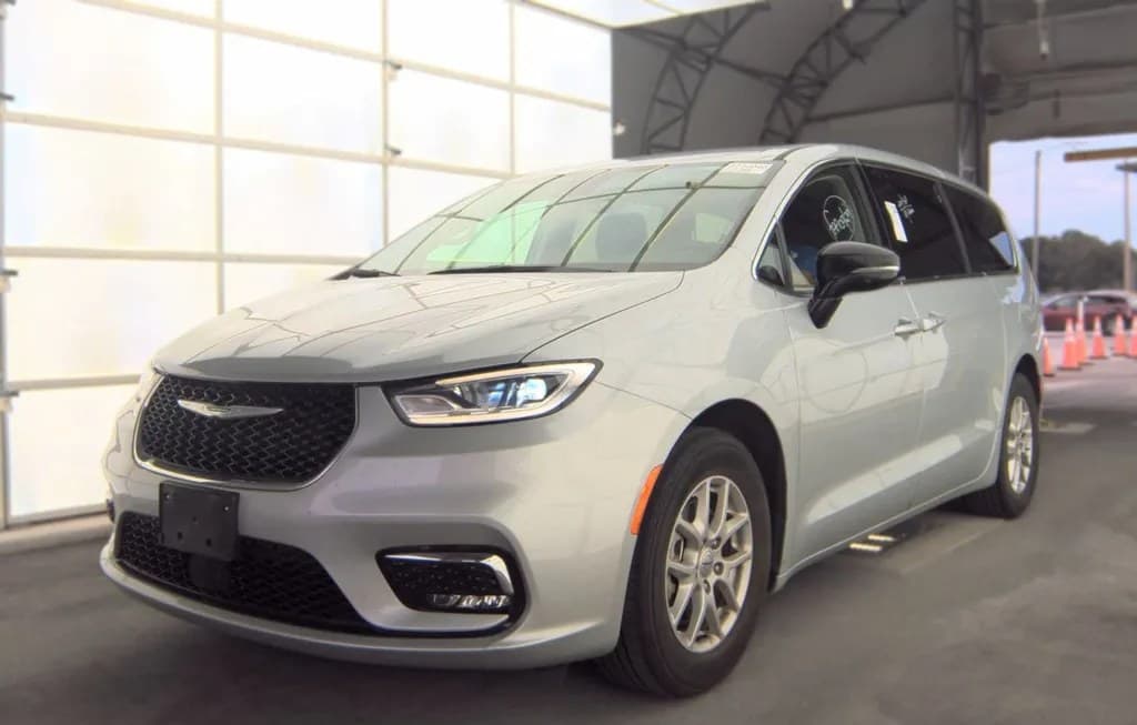 2024 CHRYSLER PACIFICA TOURING L 121.6" WB