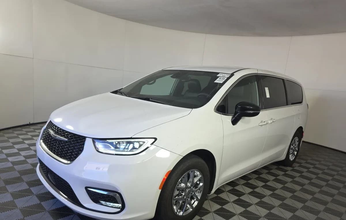 2025 CHRYSLER PACIFICA SELECT 121.6" WB 2