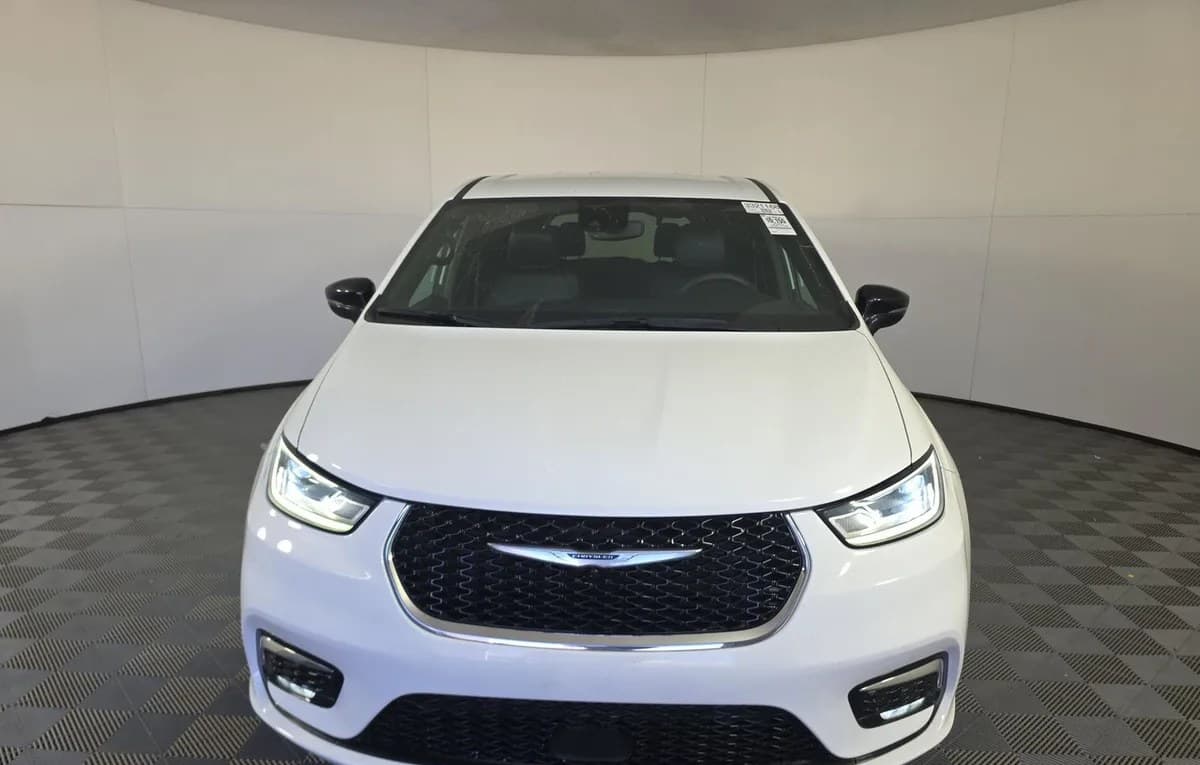 2025 CHRYSLER PACIFICA SELECT 121.6" WB 3
