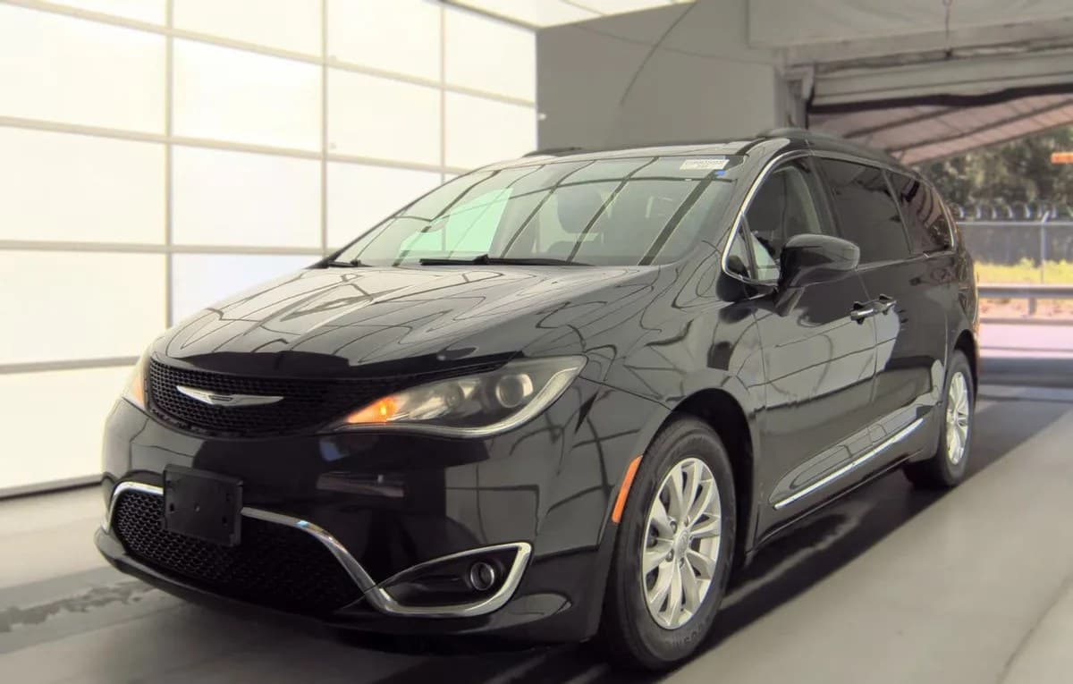 2017 CHRYSLER PACIFICA TOURING L 121.6" WB 2
