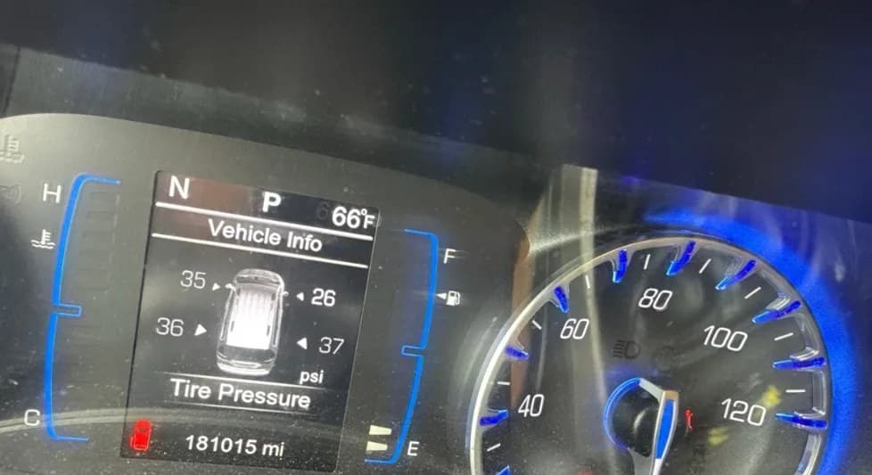2017 CHRYSLER PACIFICA TOURING L 121.6" WB 7