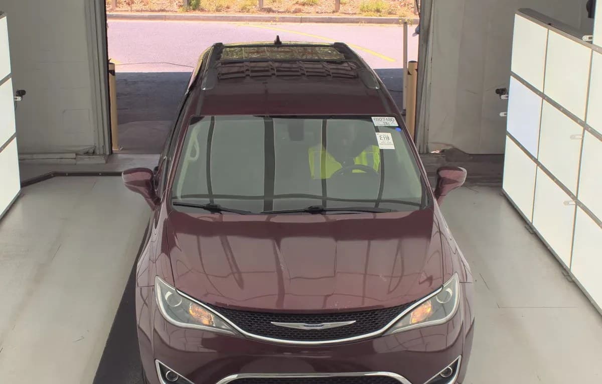 2019 CHRYSLER PACIFICA TOURING L 121.6" WB 3