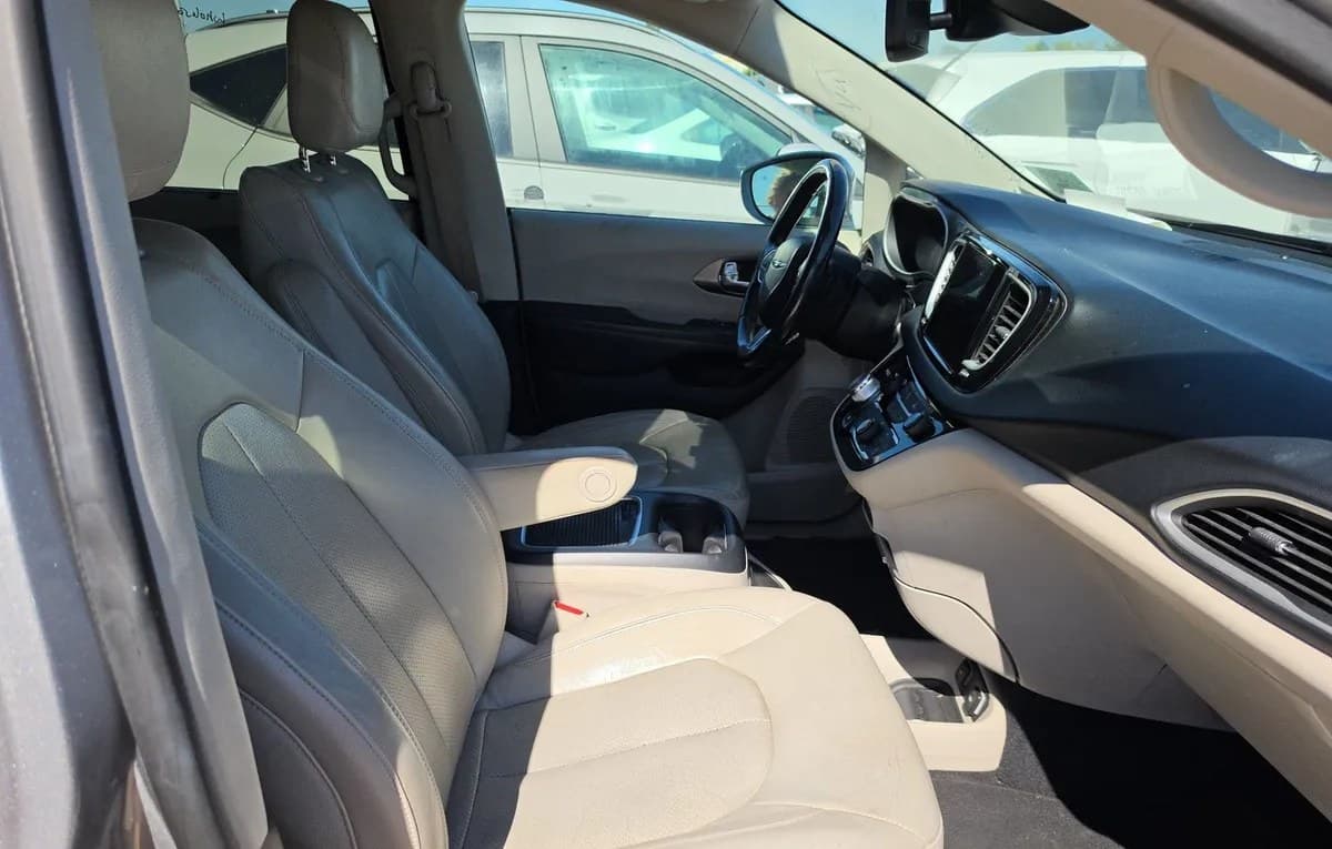 2021 CHRYSLER PACIFICA TOURING L 121.6" WB 5