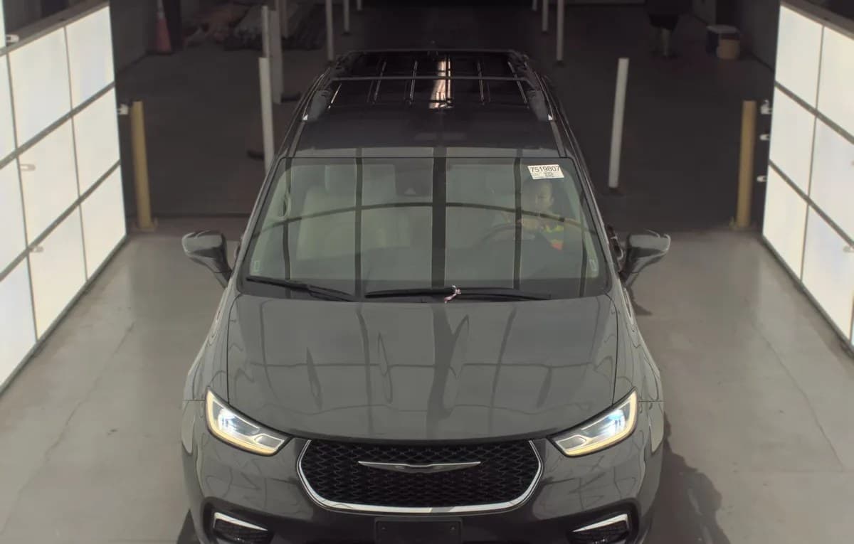 2021 CHRYSLER PACIFICA TOURING L 121.6" WB 3