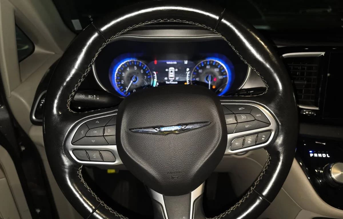 2021 CHRYSLER PACIFICA TOURING L 121.6" WB 7