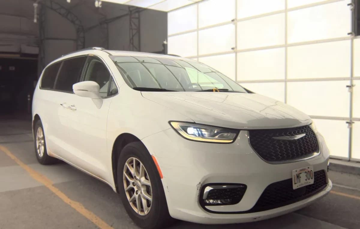 2021 CHRYSLER PACIFICA TOURING L 121.6" WB 4