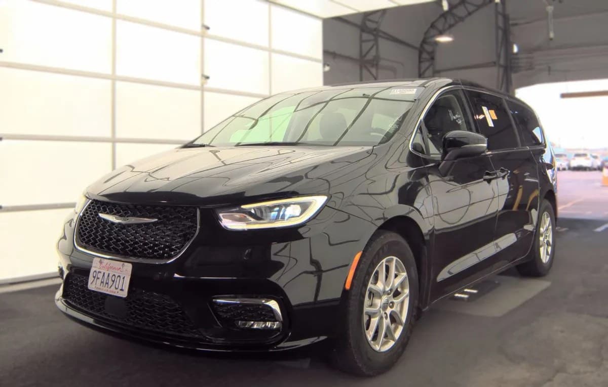 2023 CHRYSLER PACIFICA TOURING L 121.6" WB 2