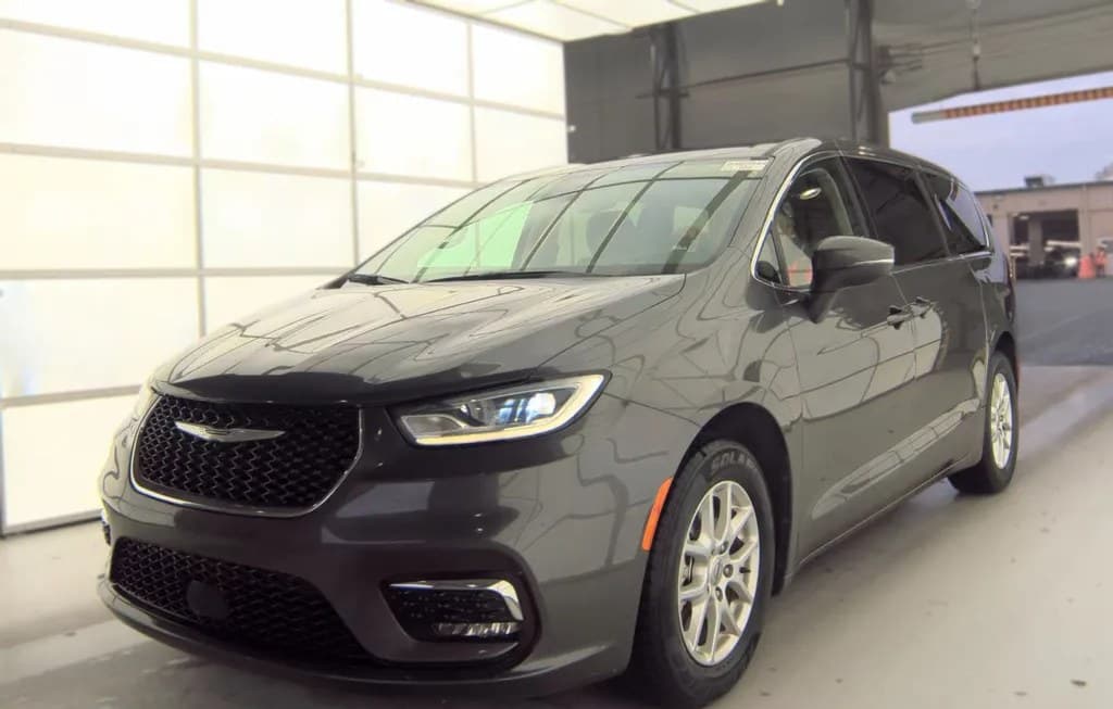 2023 CHRYSLER PACIFICA TOURING L 121.6" WB