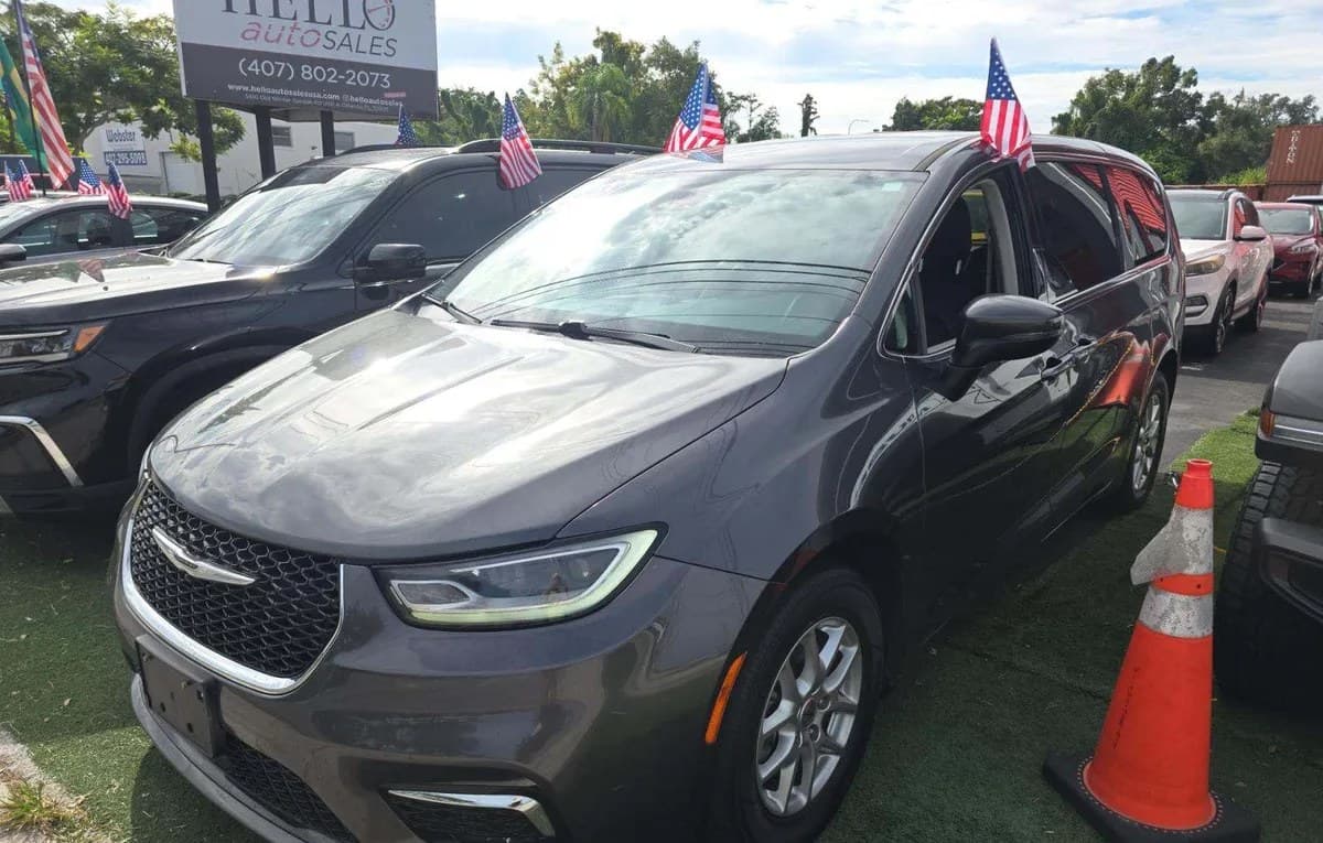 2023 CHRYSLER PACIFICA TOURING L 121.6" WB 2