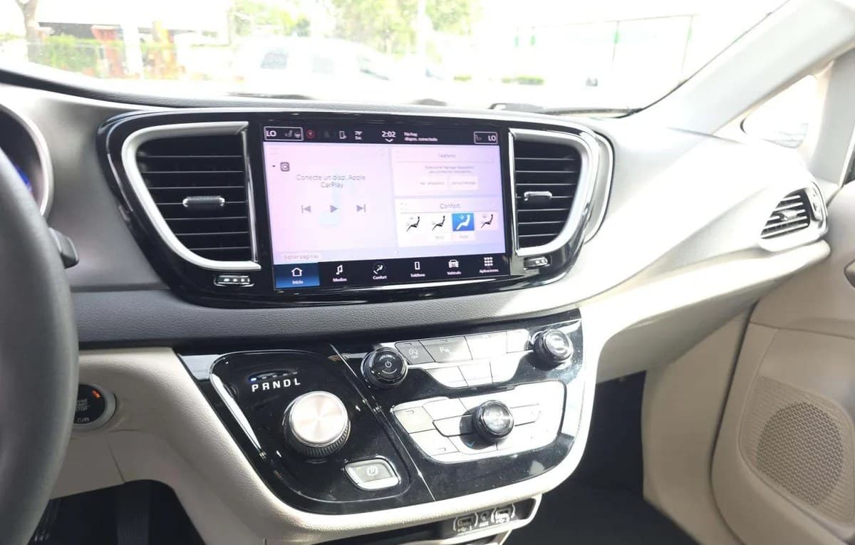 2023 CHRYSLER PACIFICA TOURING L 121.6" WB 7