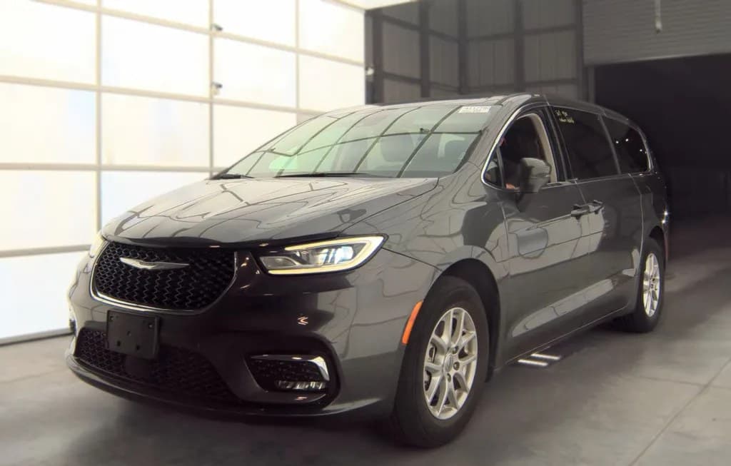 2023 CHRYSLER PACIFICA TOURING L 121.6" WB 1