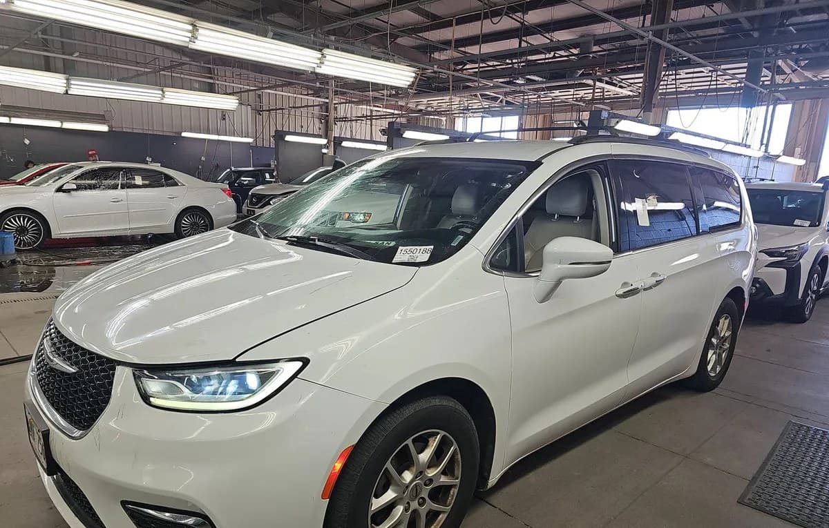 2021 CHRYSLER PACIFICA TOURING L 121.6" WB 2