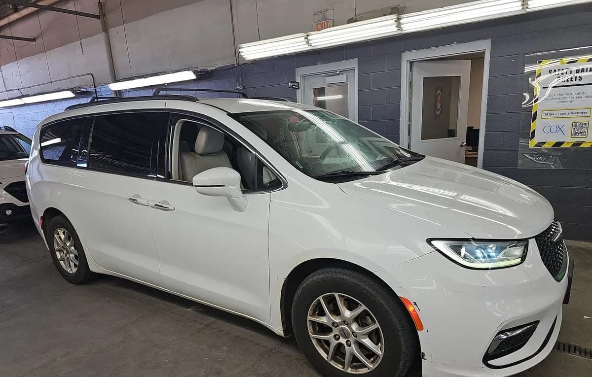 2021 CHRYSLER PACIFICA TOURING L 121.6" WB 4