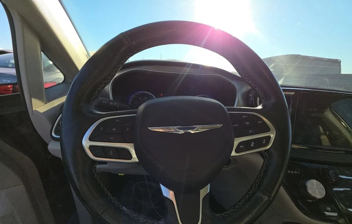 2021 CHRYSLER PACIFICA TOURING L 121.6" WB 7