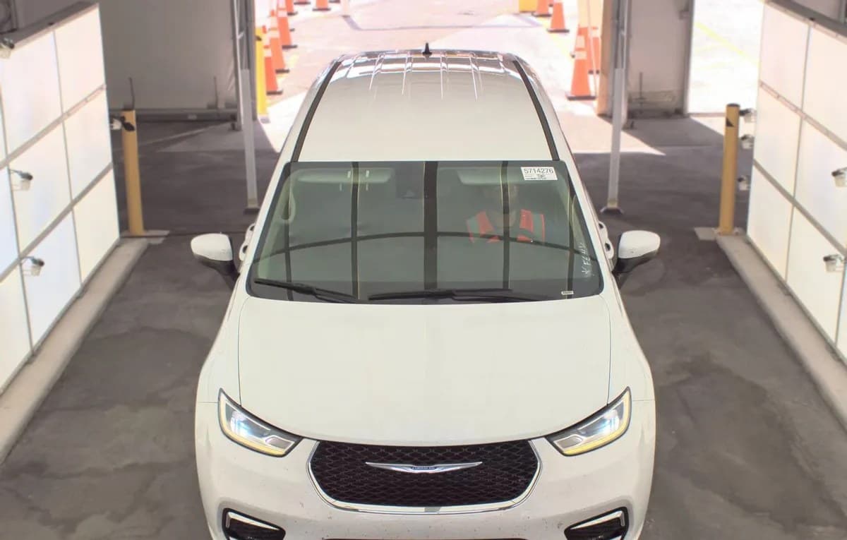 2023 CHRYSLER PACIFICA TOURING L 121.6" WB 3