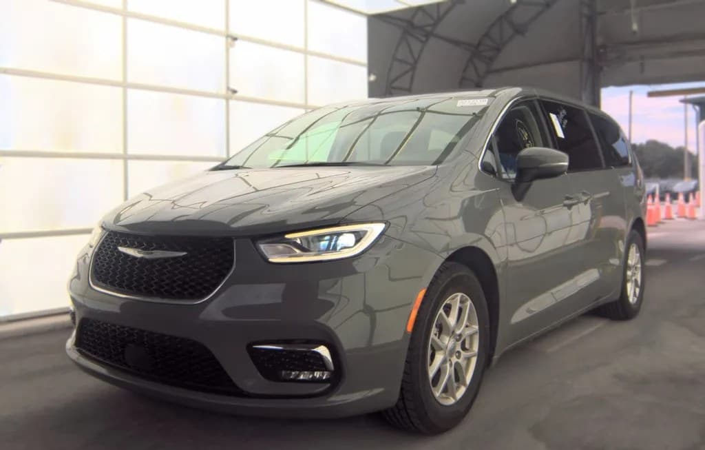 2023 CHRYSLER PACIFICA TOURING L 121.6" WB 1
