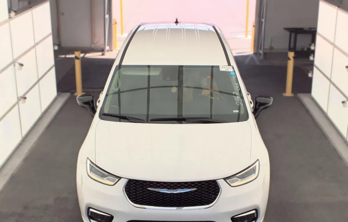 2024 CHRYSLER PACIFICA TOURING L 121.6" WB 3