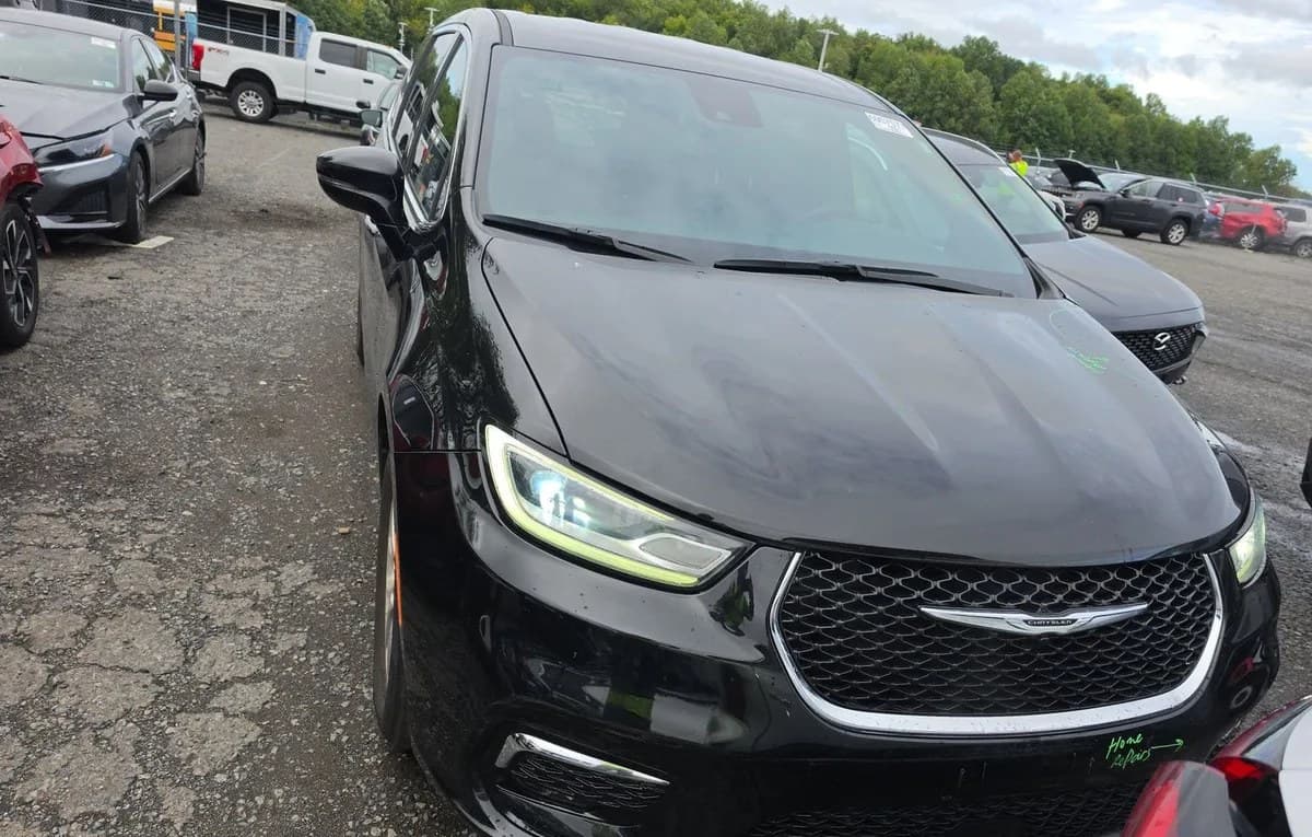 2025 CHRYSLER PACIFICA SELECT 121.6" WB 3