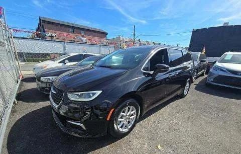 2025 CHRYSLER PACIFICA SELECT 121.6" WB