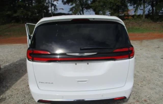 2025 CHRYSLER PACIFICA SELECT 121.6" WB 3