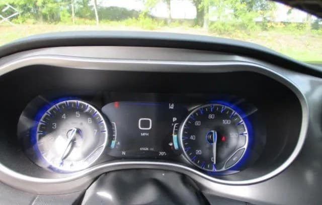 2025 CHRYSLER PACIFICA SELECT 121.6" WB 6