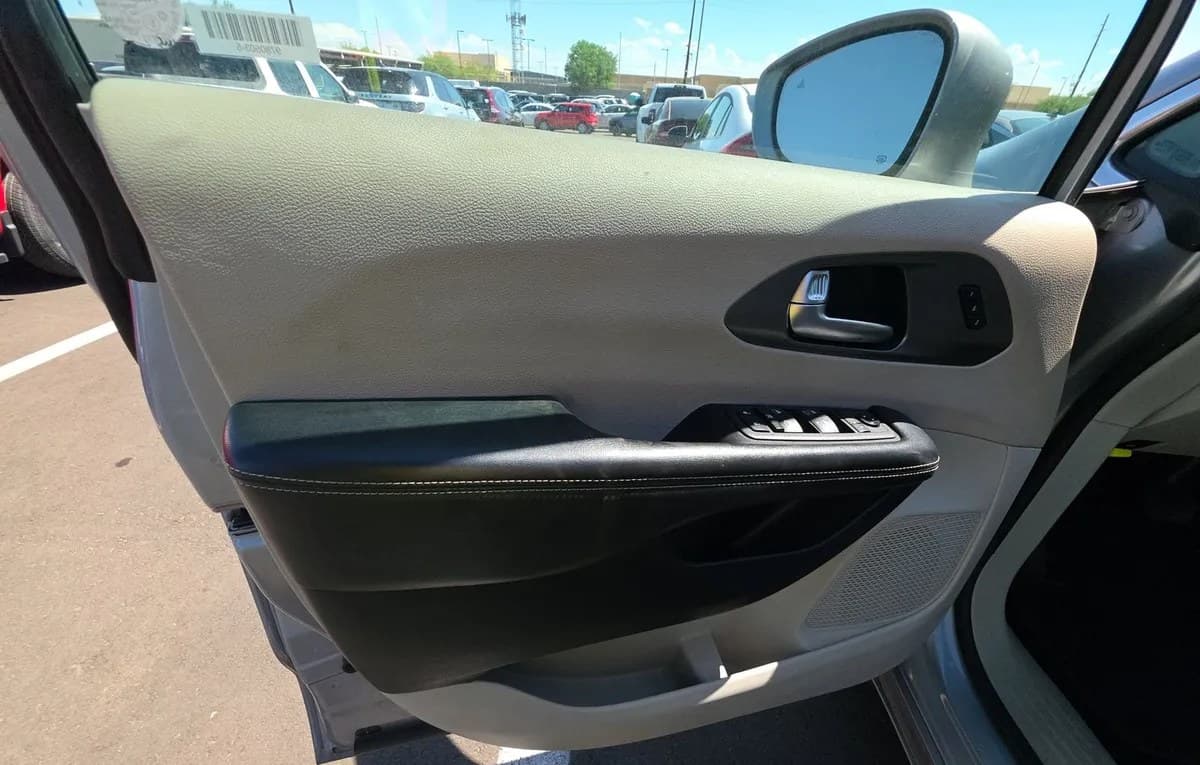 2021 CHRYSLER PACIFICA TOURING L 121.6" WB 6