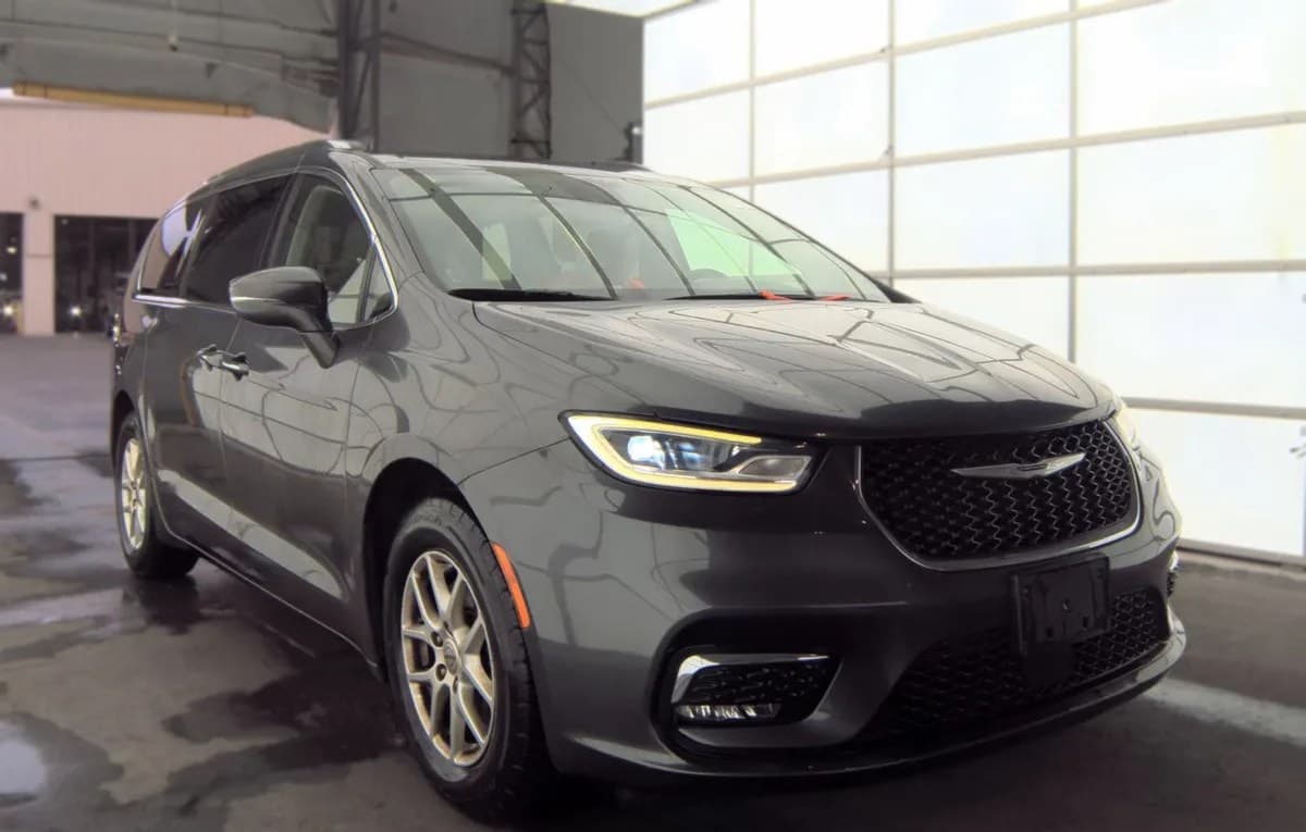 2021 CHRYSLER PACIFICA TOURING L 121.6" WB 4