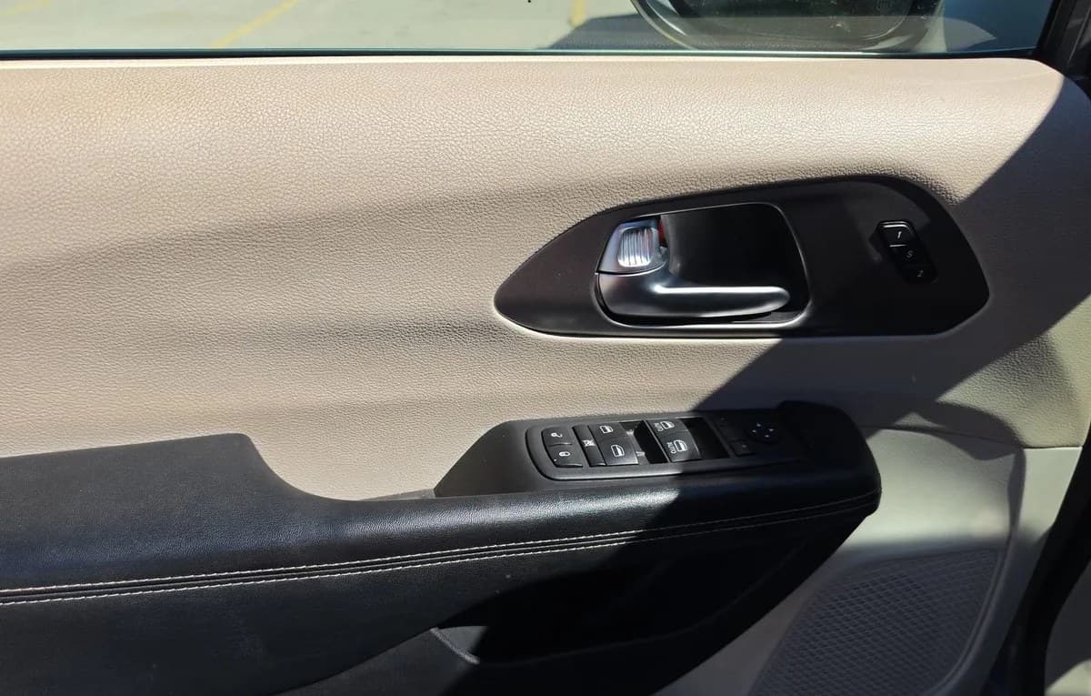 2021 CHRYSLER PACIFICA TOURING L 121.6" WB 6