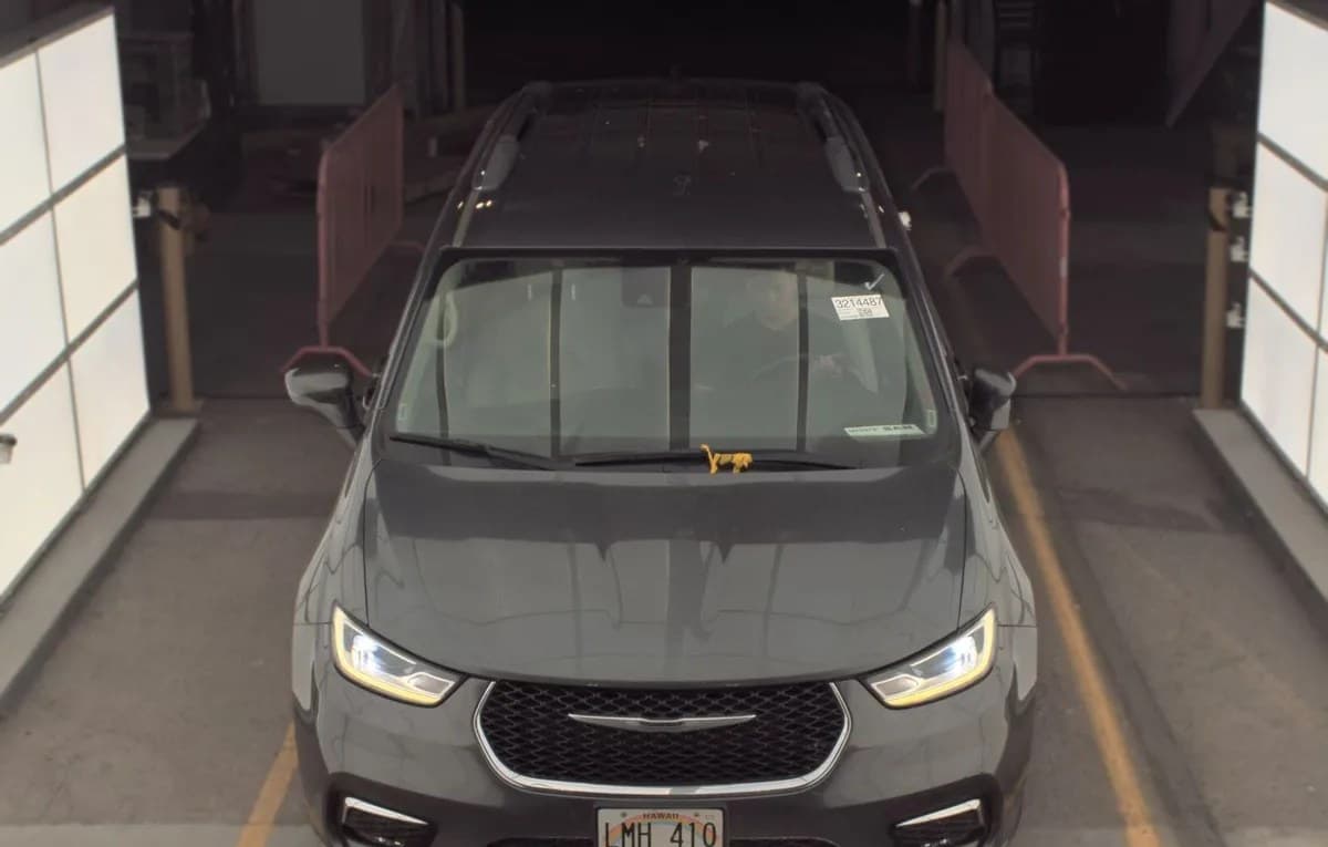 2021 CHRYSLER PACIFICA TOURING L 121.6" WB 3
