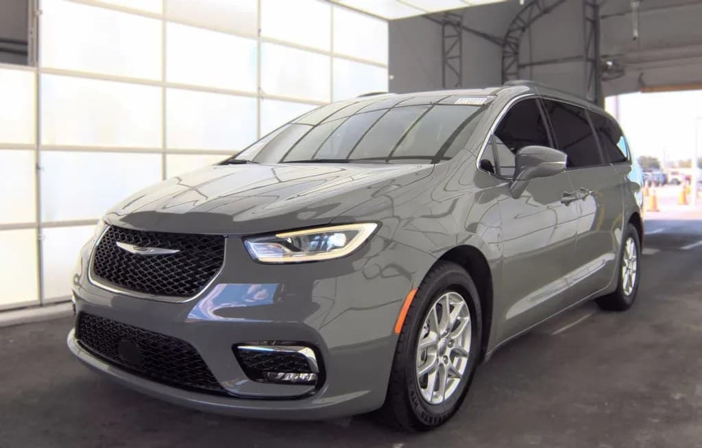 2022 CHRYSLER PACIFICA TOURING L 121.6" WB 1