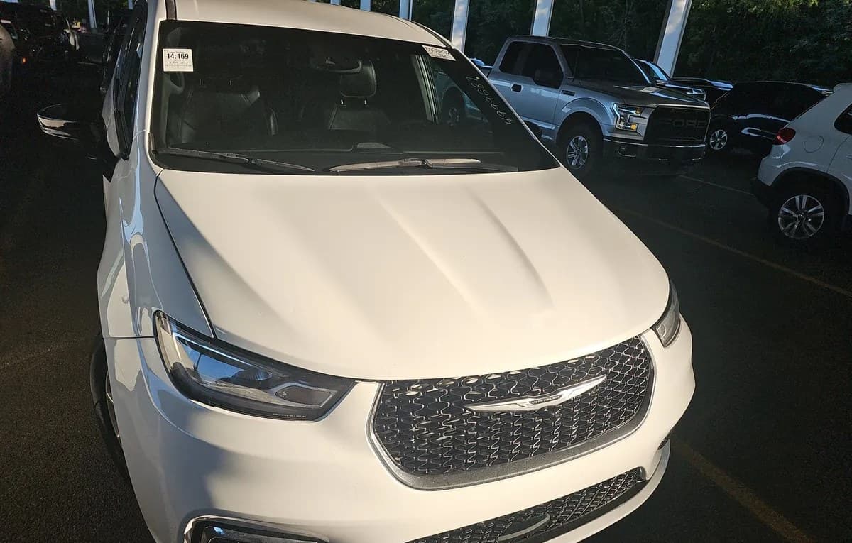 2025 CHRYSLER PACIFICA SELECT 121.6" WB 3