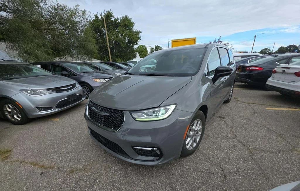 2025 CHRYSLER PACIFICA SELECT 121.6" WB