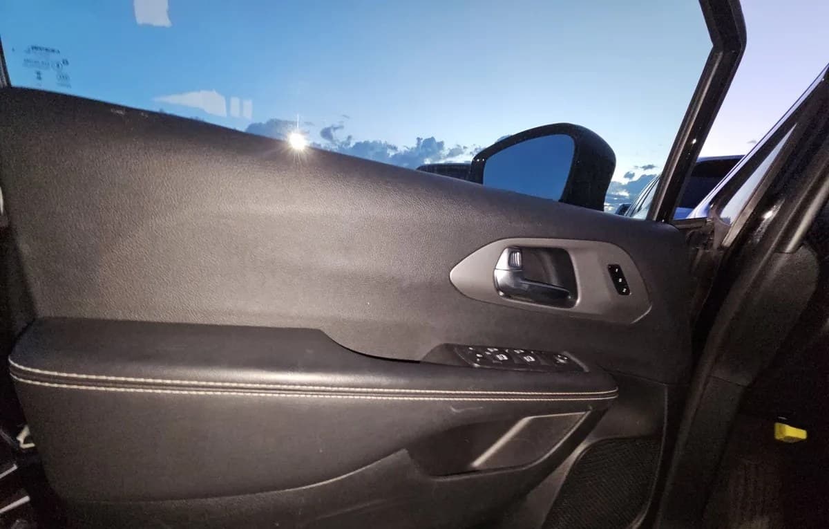 2025 CHRYSLER PACIFICA SELECT 121.6" WB 6