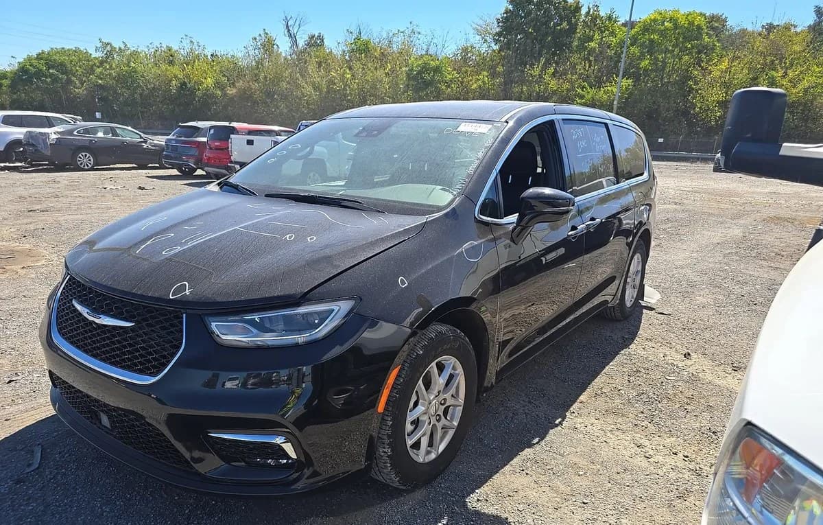 2025 CHRYSLER PACIFICA SELECT 121.6" WB 2