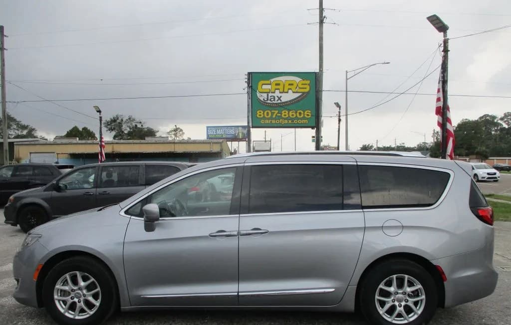 2020 CHRYSLER PACIFICA TOURING L 121.6" WB 1