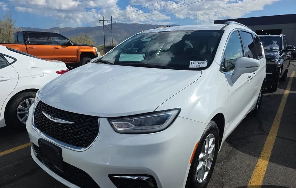 2021 CHRYSLER PACIFICA TOURING L 121.6" WB 1
