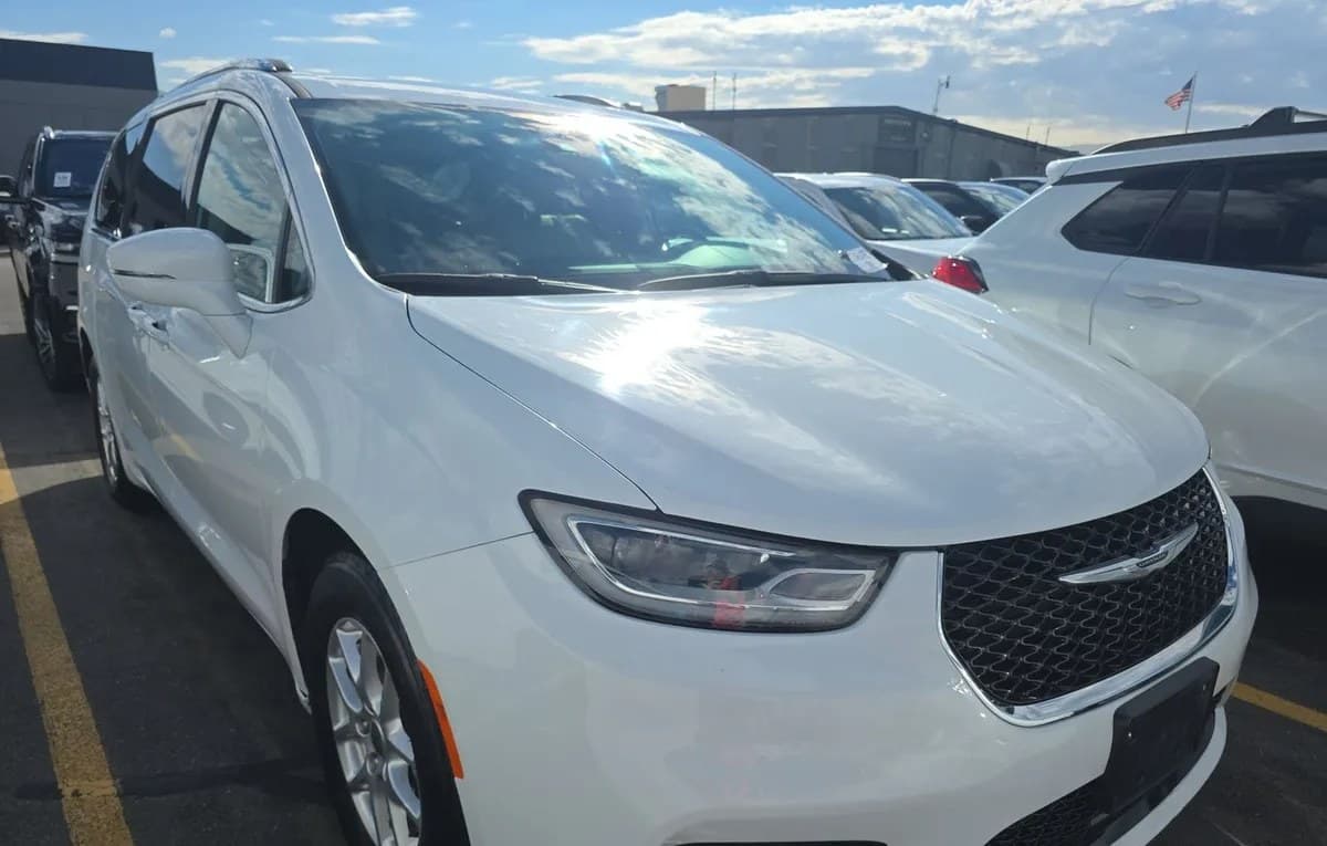 2021 CHRYSLER PACIFICA TOURING L 121.6" WB 4