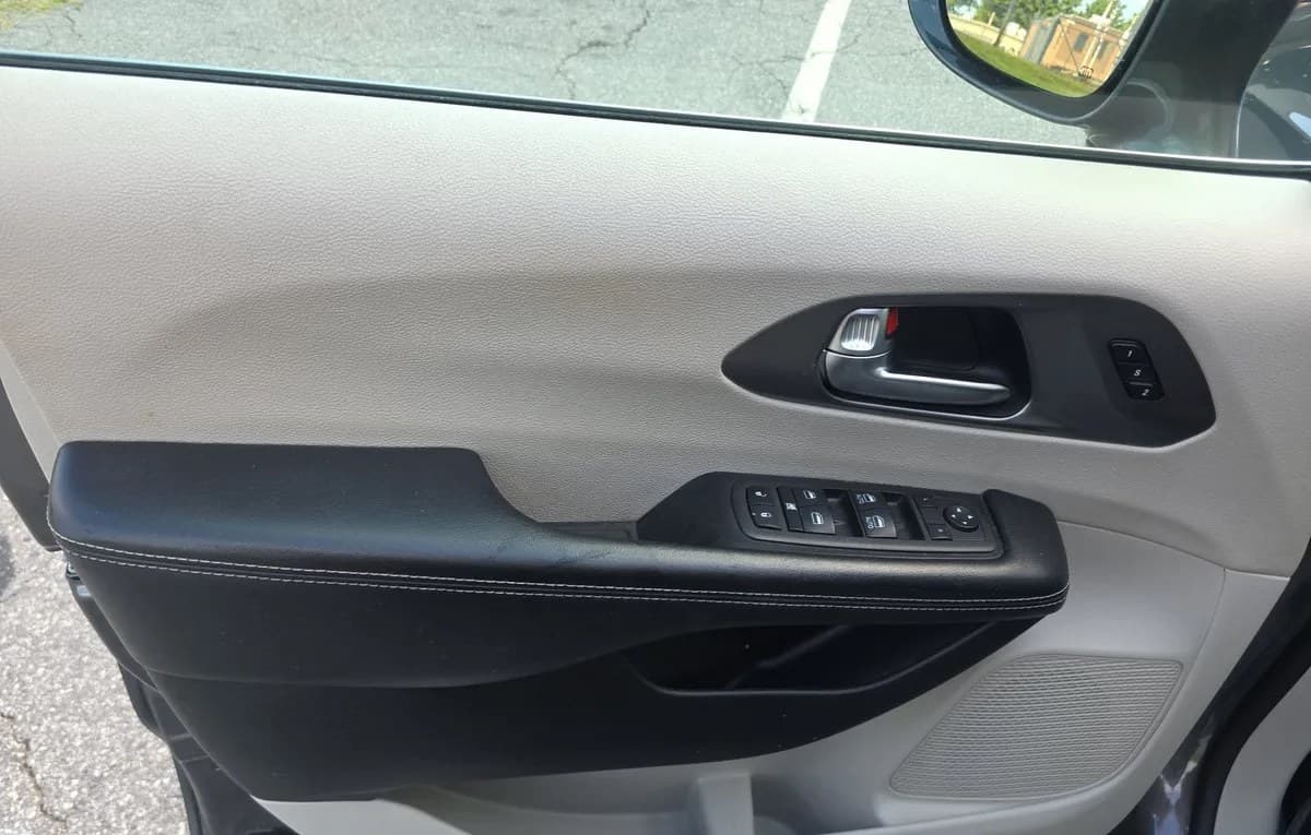 2022 CHRYSLER PACIFICA TOURING L 121.6" WB 6