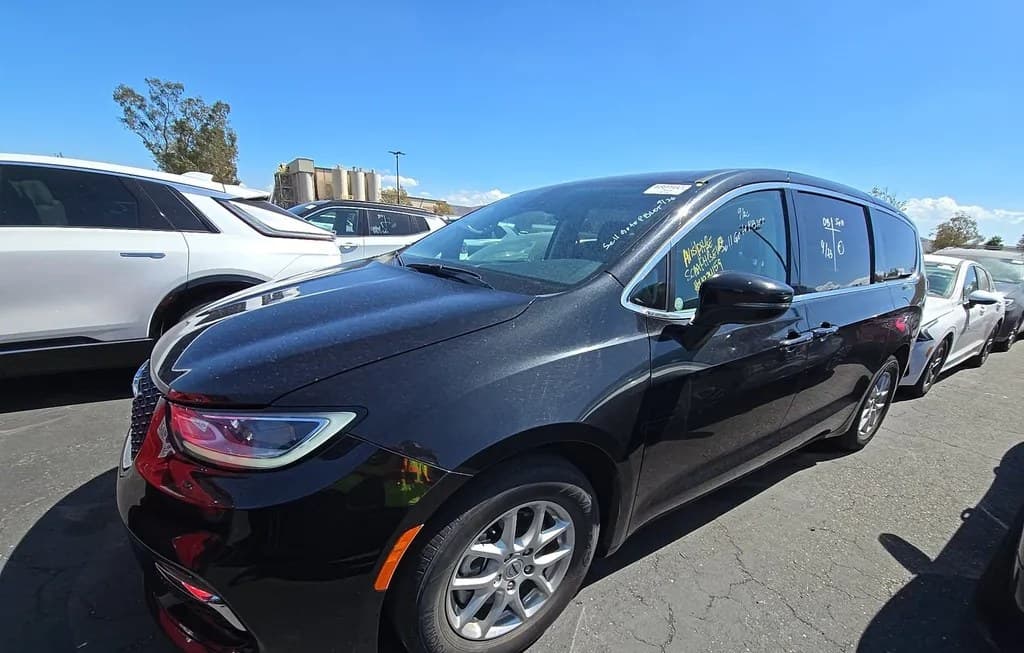 2023 CHRYSLER PACIFICA TOURING L 121.6" WB