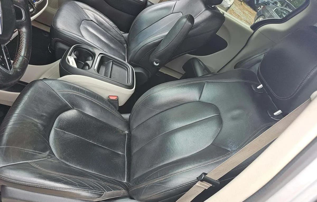 2020 CHRYSLER PACIFICA TOURING L 121.6" WB 4