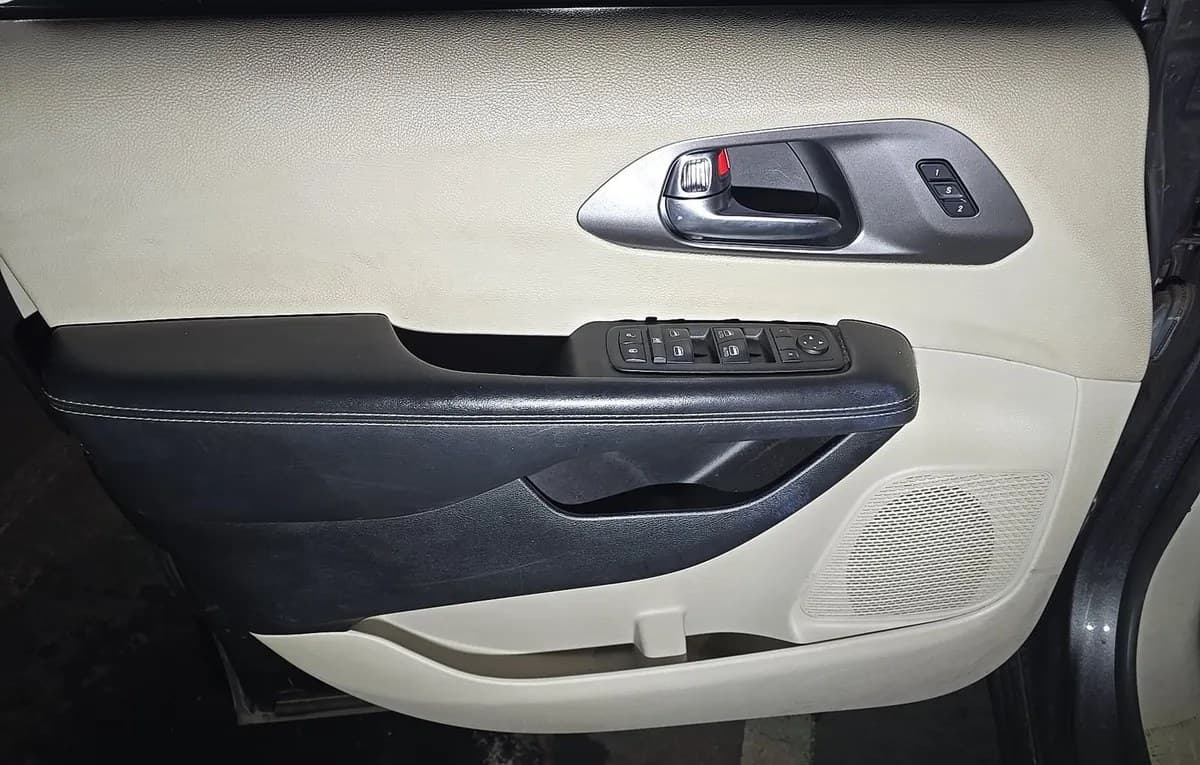 2021 CHRYSLER PACIFICA TOURING L 121.6" WB 6