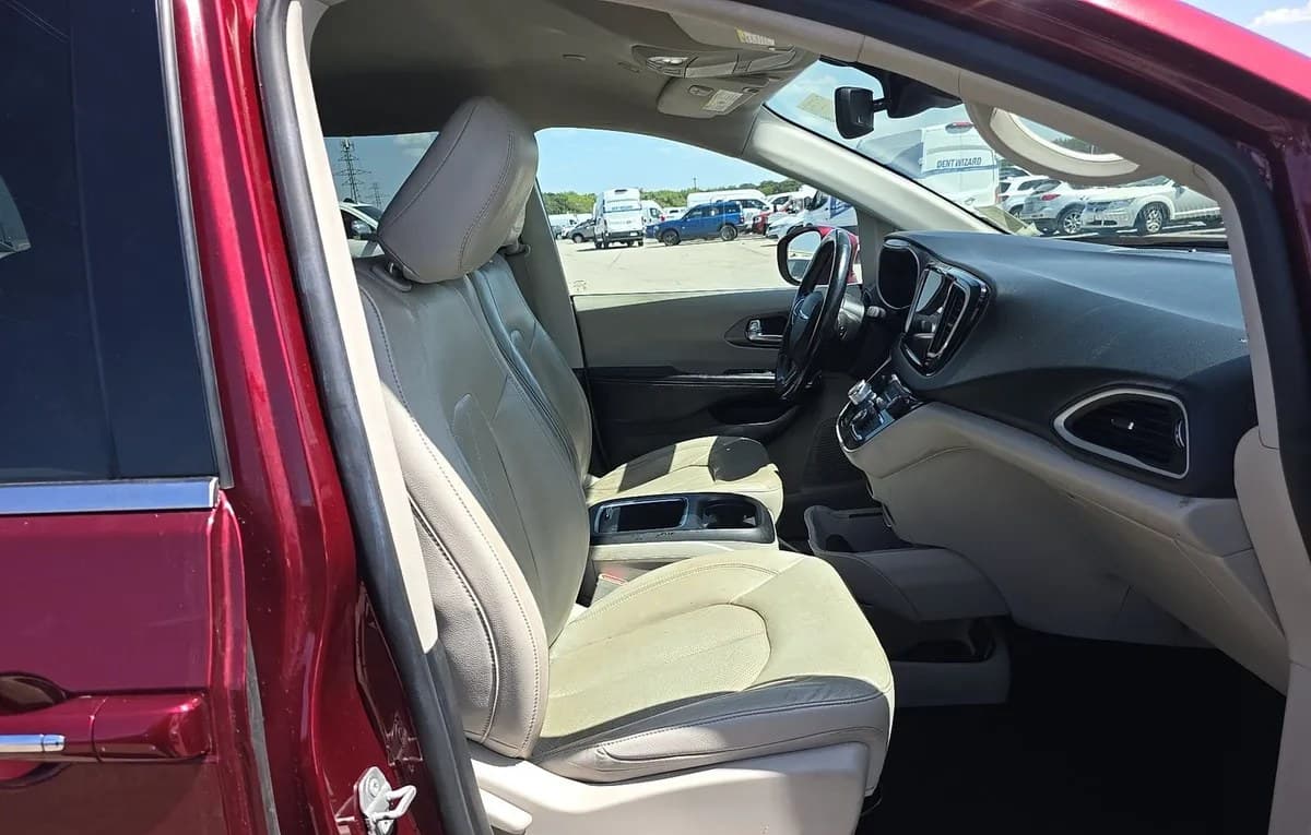 2021 CHRYSLER PACIFICA TOURING L 121.6" WB 5
