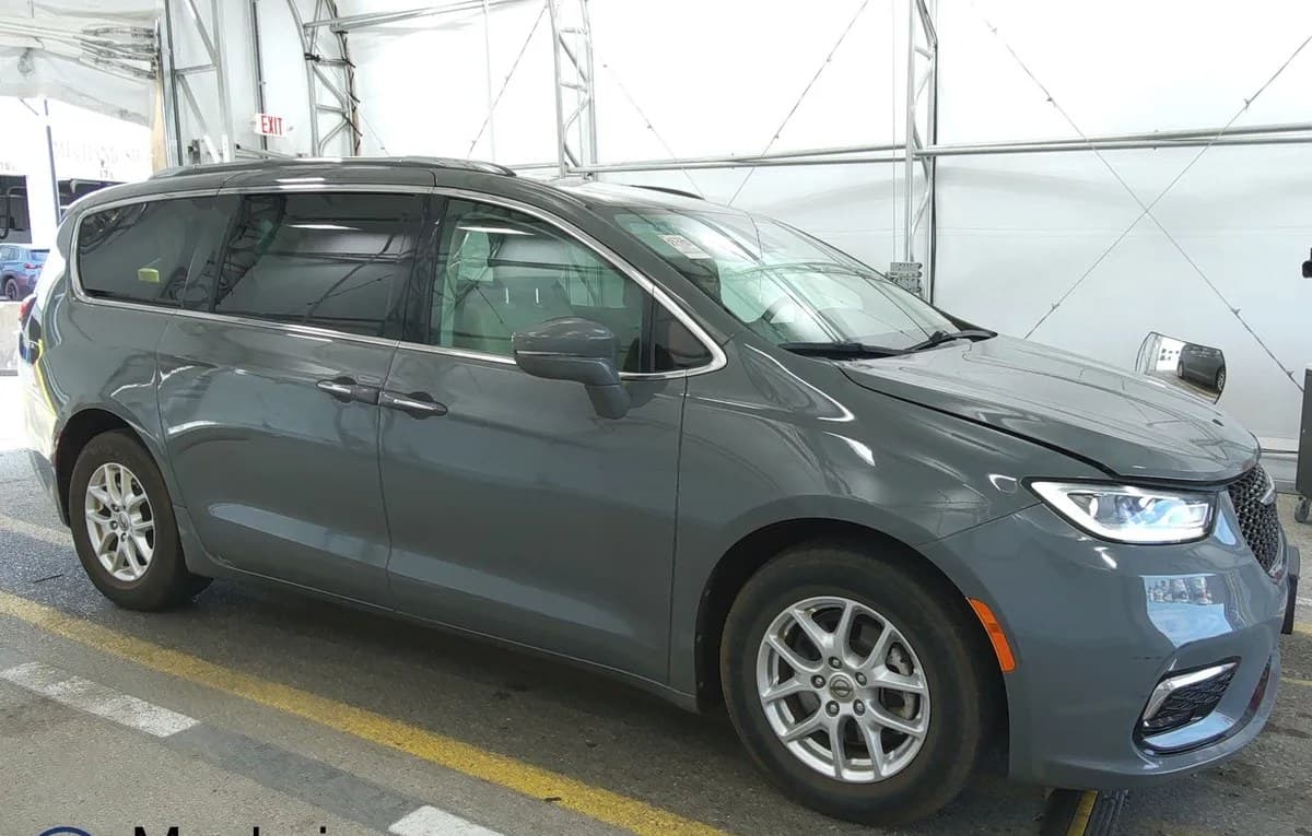 2021 CHRYSLER PACIFICA TOURING L 121.6" WB 4
