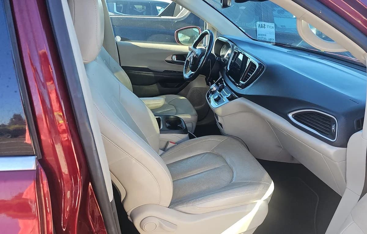 2021 CHRYSLER PACIFICA TOURING L 121.6" WB 5