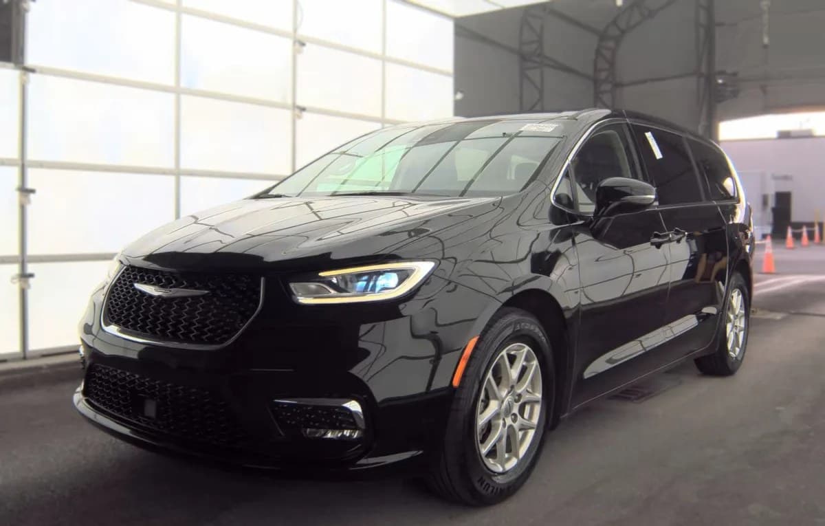2024 CHRYSLER PACIFICA TOURING L 121.6" WB 2