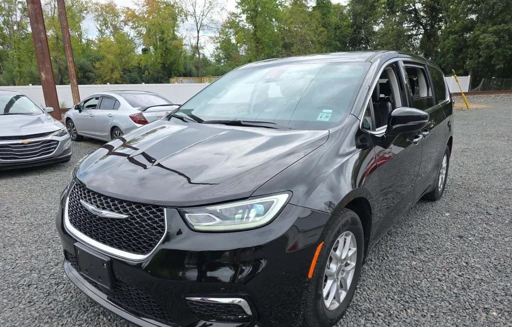 2024 CHRYSLER PACIFICA TOURING L 121.6" WB 1