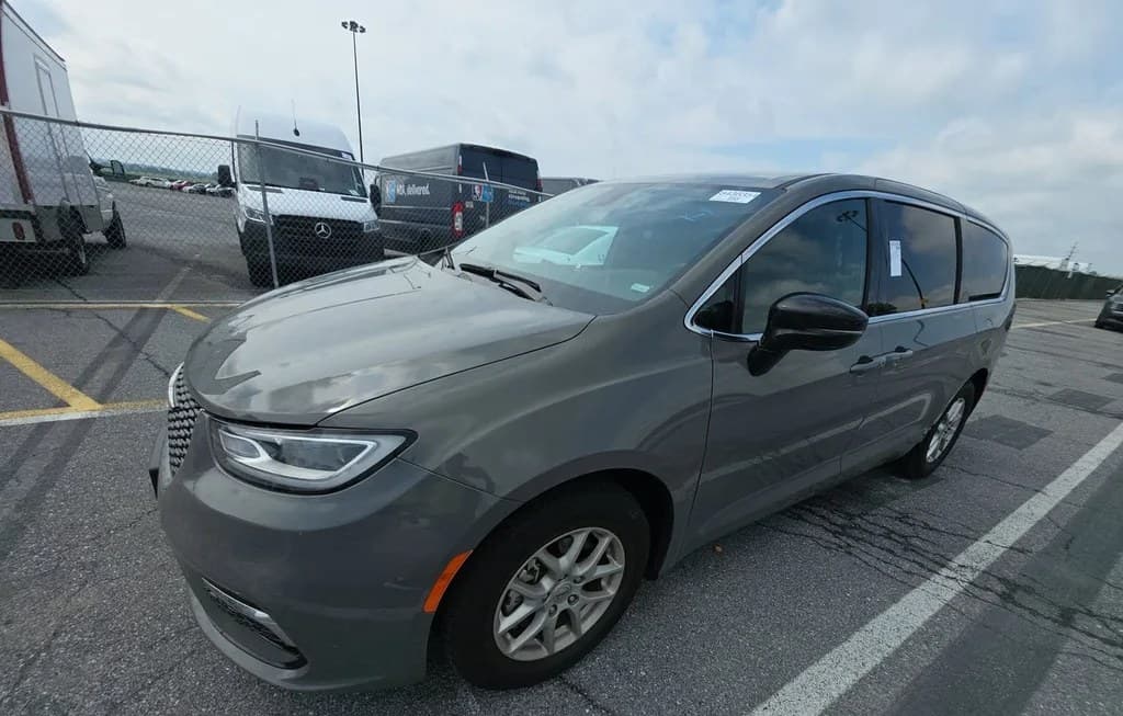 2025 CHRYSLER PACIFICA SELECT 121.6" WB