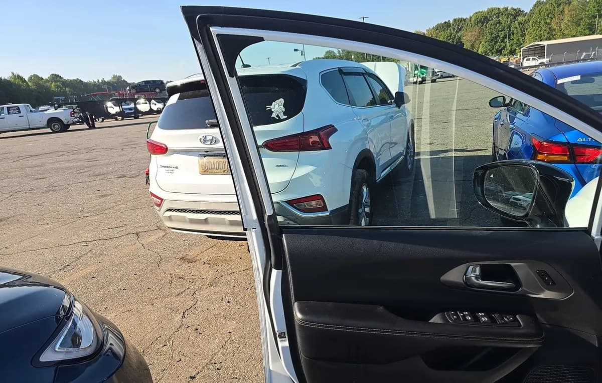 2026 CHRYSLER PACIFICA SELECT 121.6" WB 6