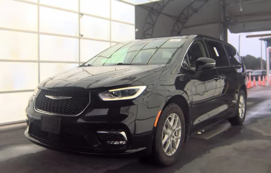 2023 CHRYSLER PACIFICA TOURING L 121.6" WB