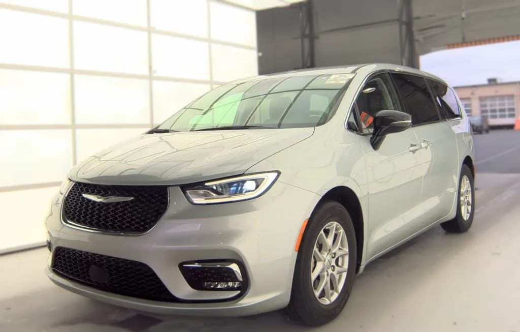 2024 CHRYSLER PACIFICA TOURING L 121.6" WB